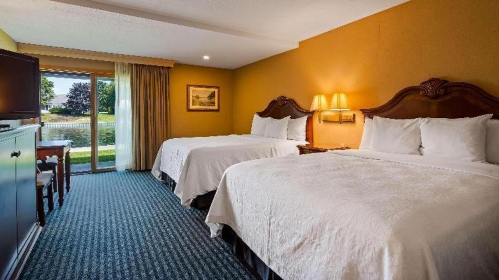 Best Western River Terrace Cheboygan Εξωτερικό φωτογραφία