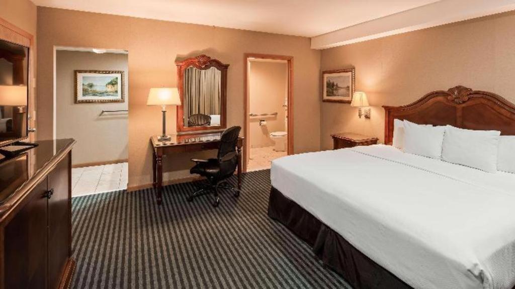 Best Western River Terrace Cheboygan Εξωτερικό φωτογραφία