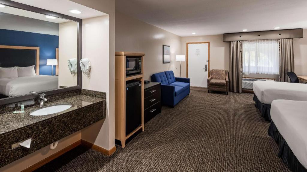 Best Western River Terrace Cheboygan Εξωτερικό φωτογραφία