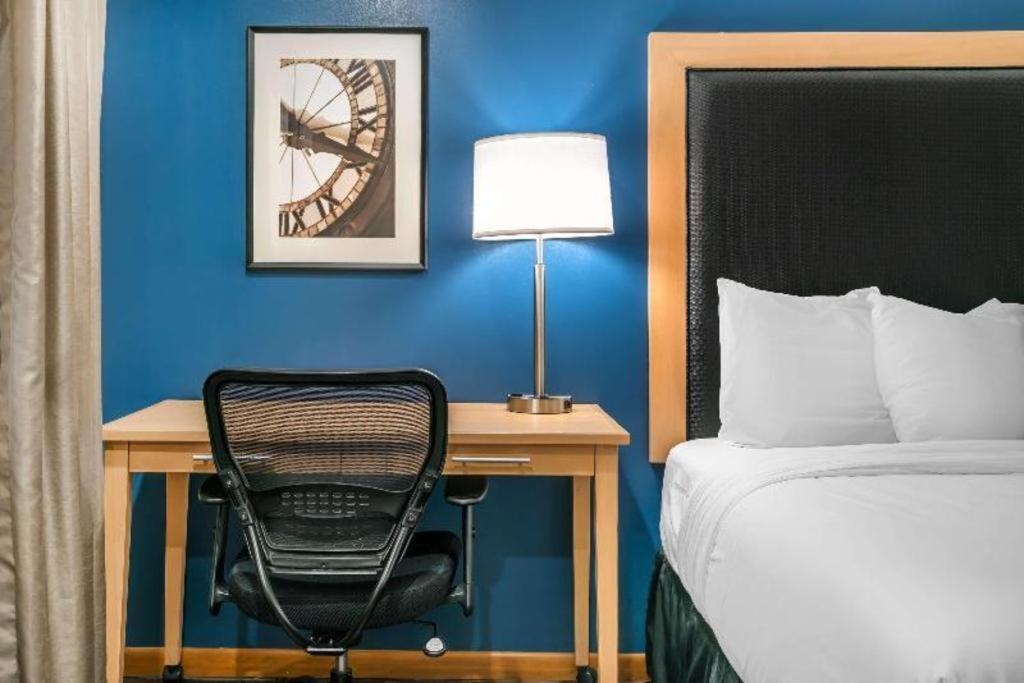 Best Western River Terrace Cheboygan Εξωτερικό φωτογραφία